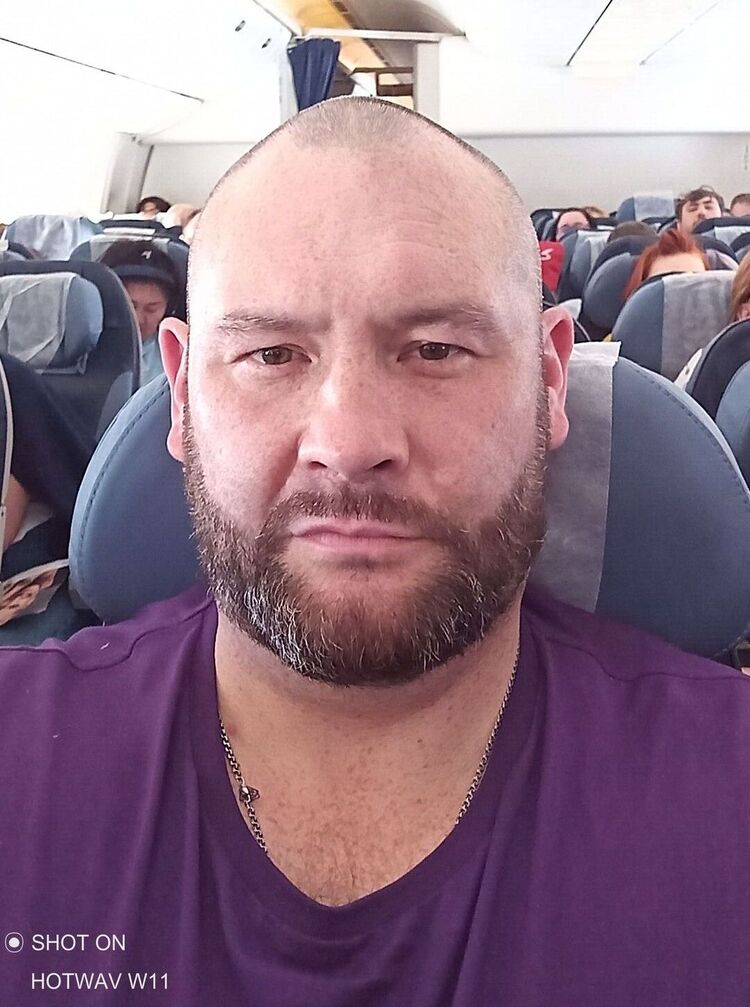  53742960  Alexander, 45 ,    