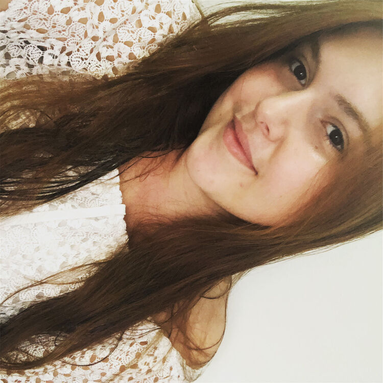  ,   Malu, 27 ,  