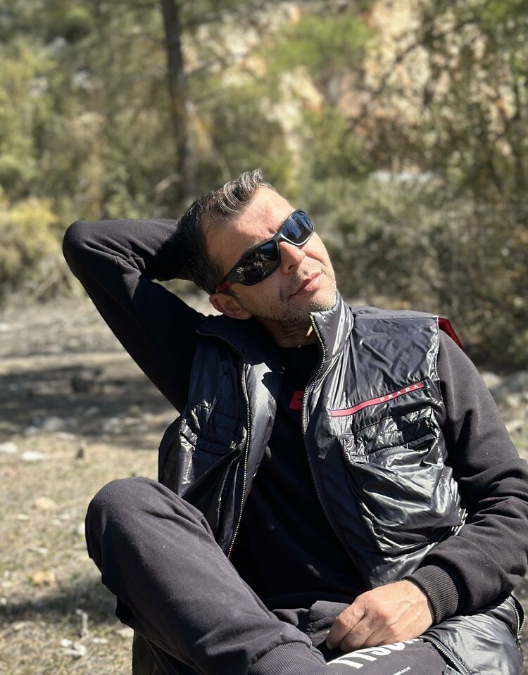  50546050  Mehmet, 30 ,    