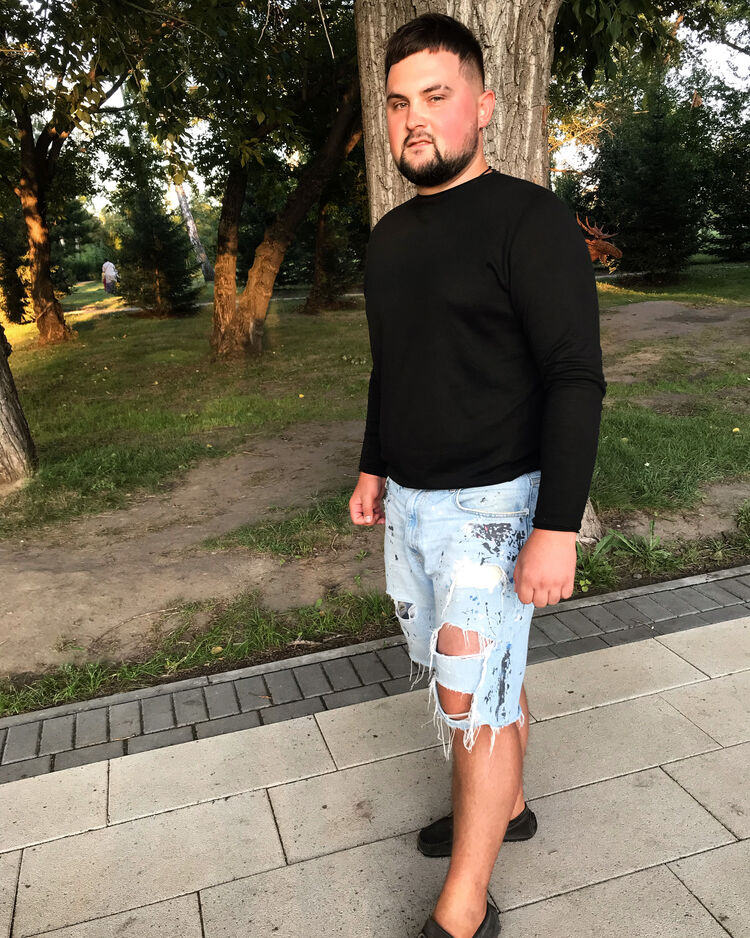  28082170  Egor, 26 ,    