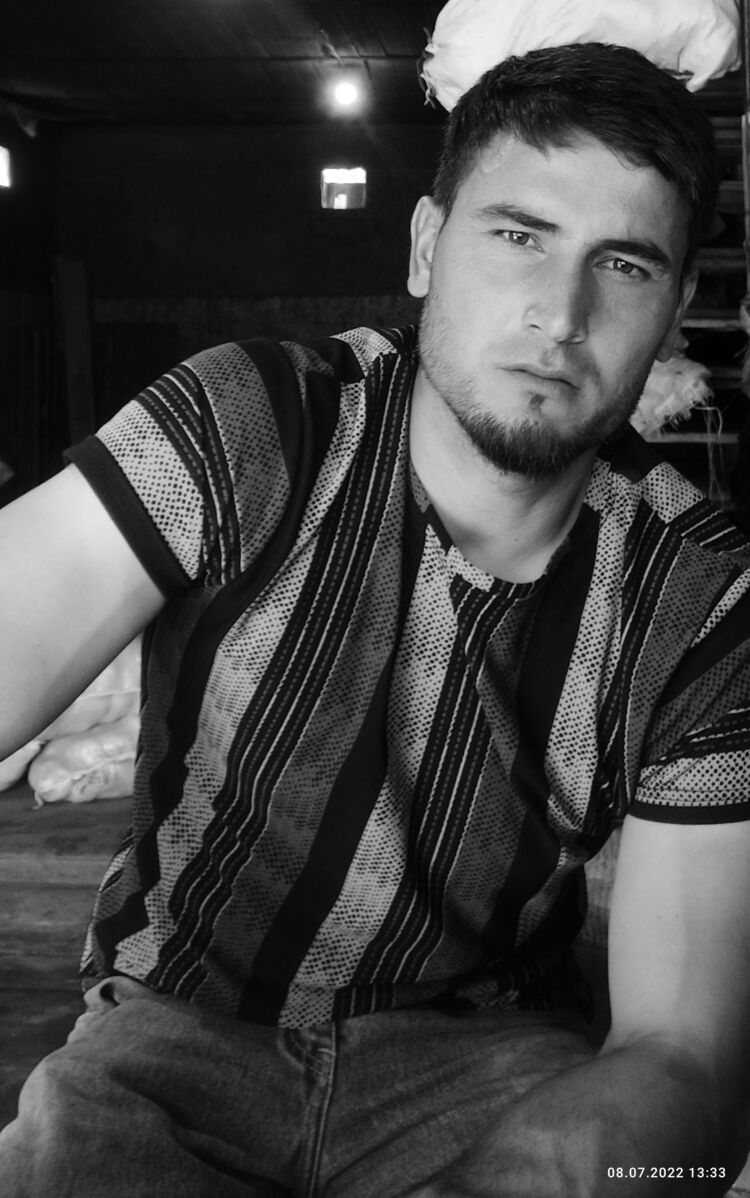  ,   Ruslan, 35 ,   ,   