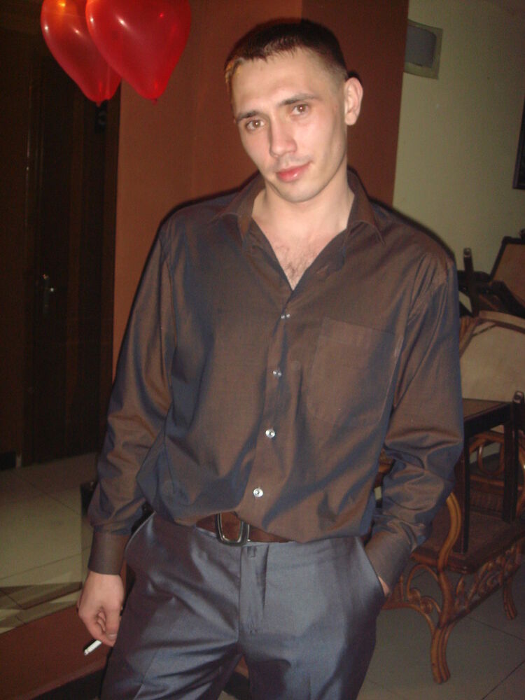  4735910  Boris, 39 ,    