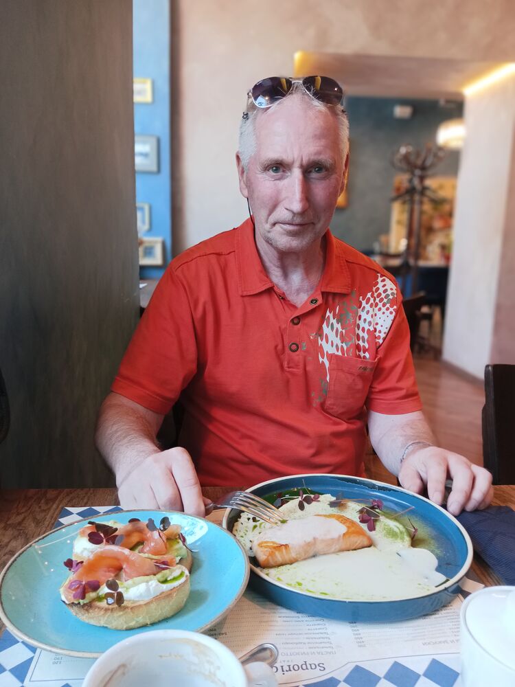  36261710  Sergey, 65 ,    -