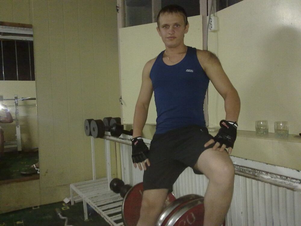  12507600  Konstantin, 37 ,    