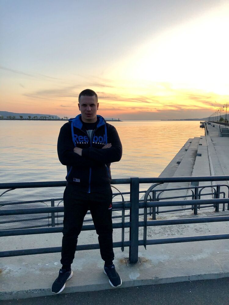  ,   Stefan, 29 ,   ,   