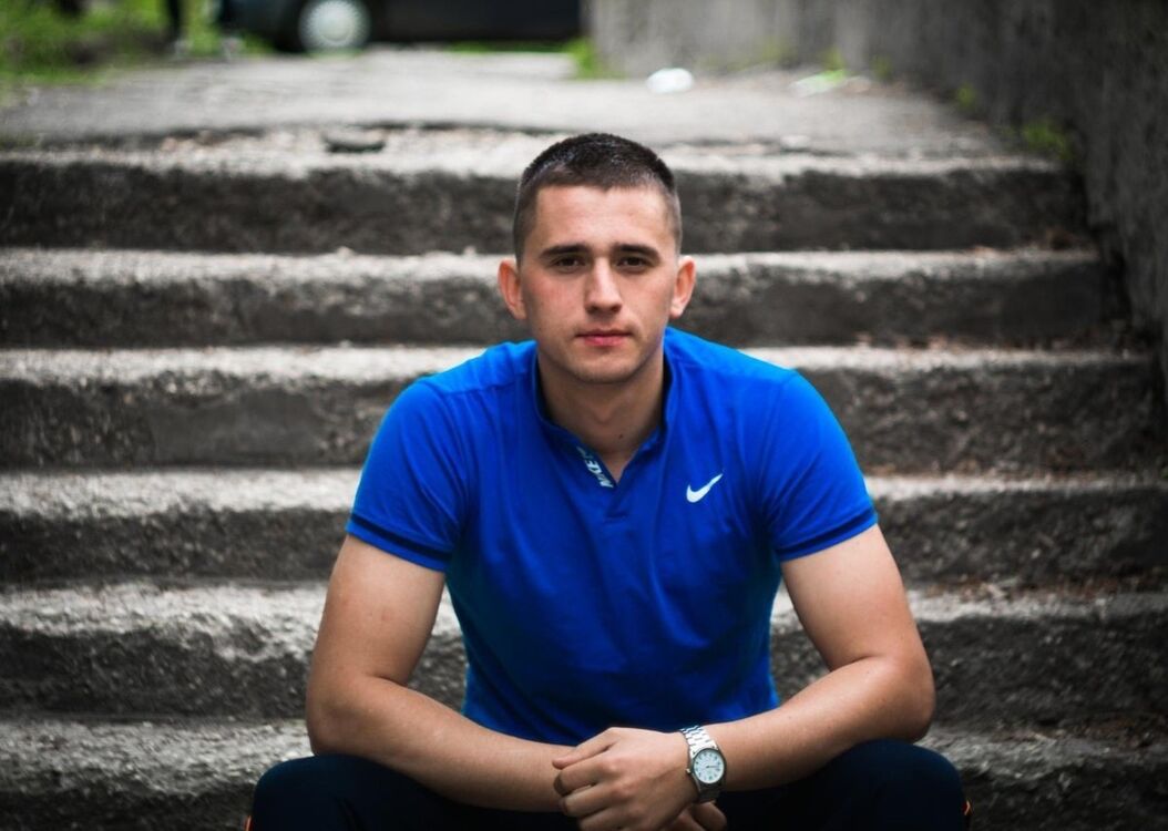  ,   Calin, 33 ,   ,   , c 