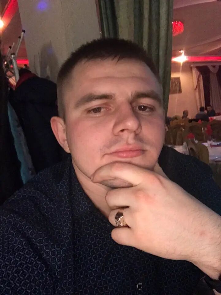  29594250  Andrey, 31 ,    