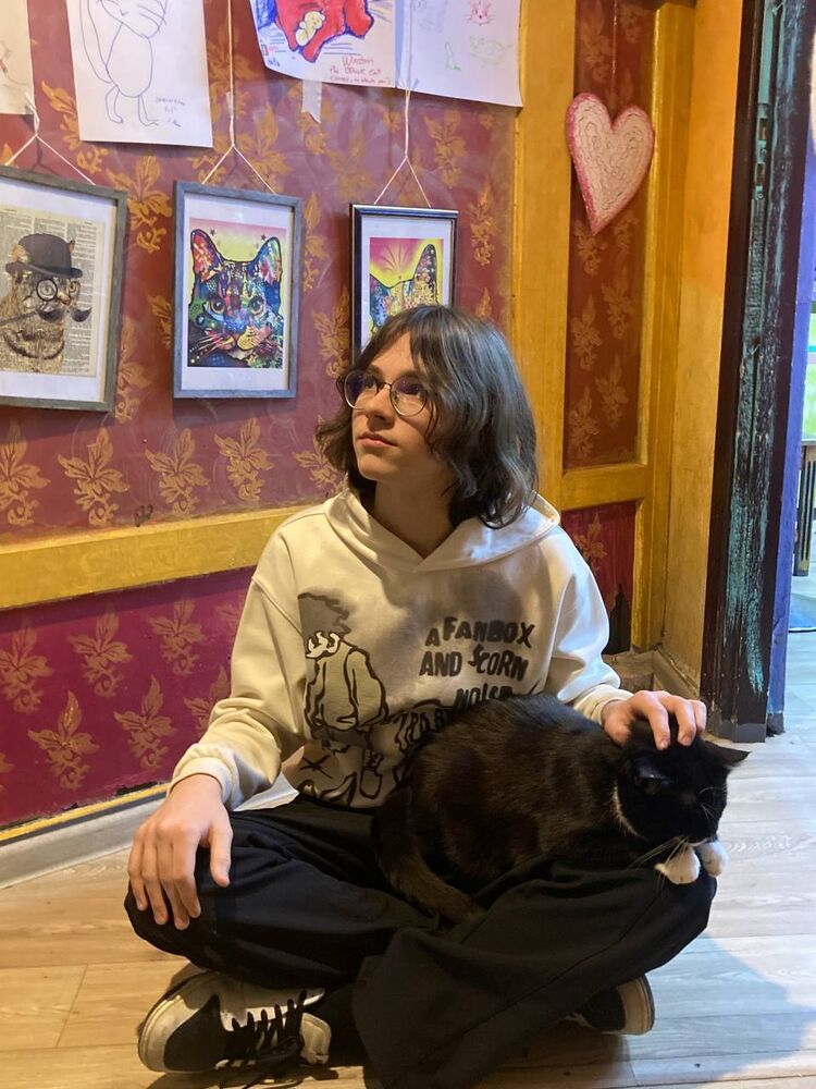 ���� 48234720 ����� �����, 19 ���, ���� ���������� � ������