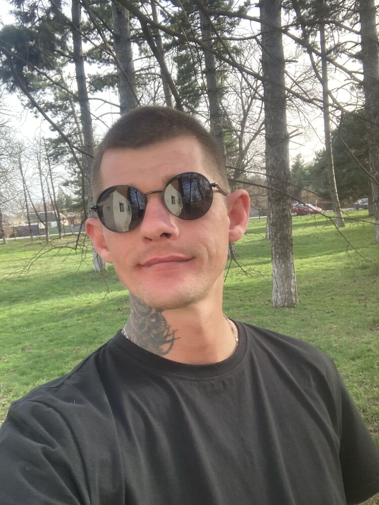  -,   , 32 ,   ,   