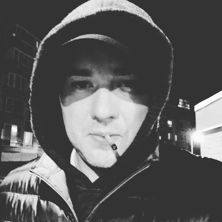  8446390  Kossoy, 42 ,    