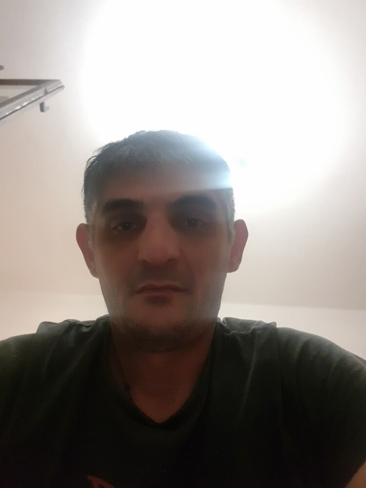  23176840  Goga, 40 ,    Praha