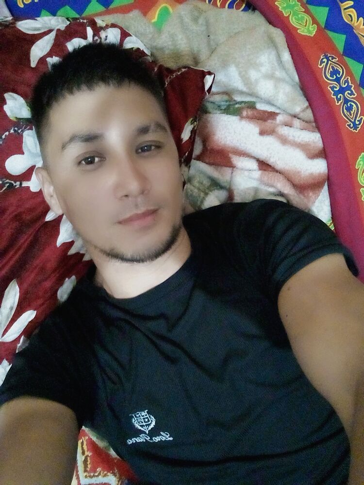  49283020  Munaj, 24 ,    