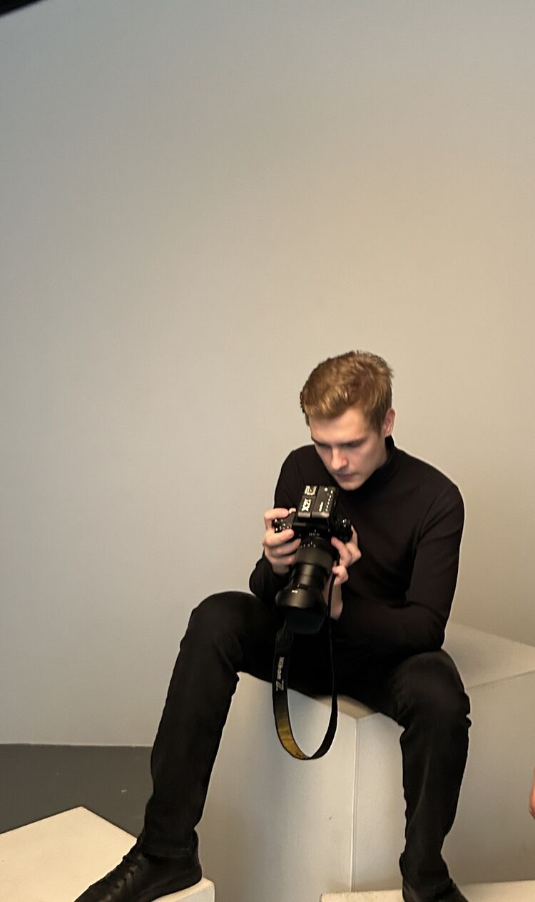 ���� 47093250 ����� �����, 19 ���, ���� ���������� � ����������