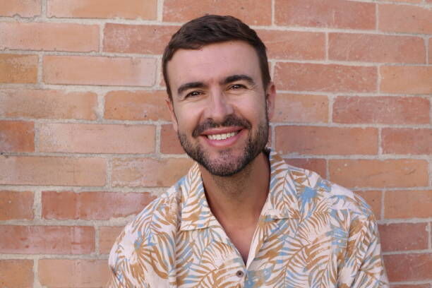  51802590  Maks, 45 ,    