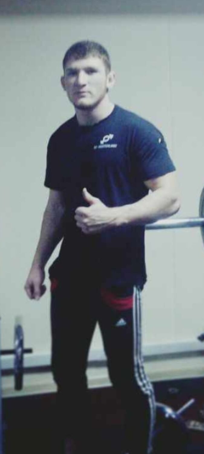  ,   Mans, 32 ,   ,   