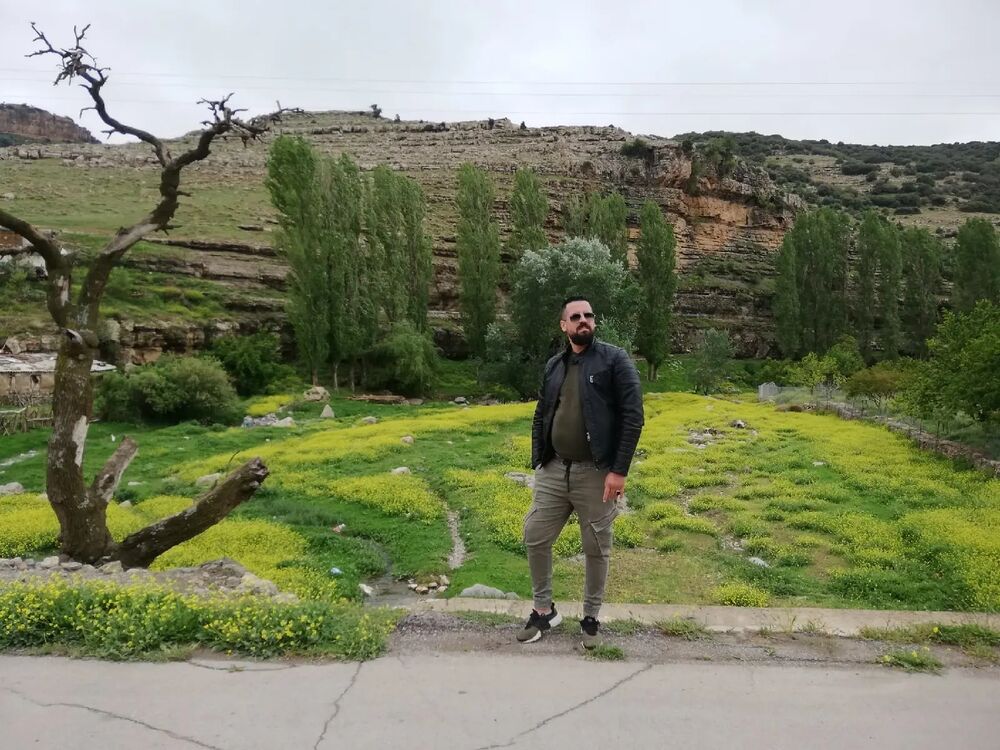  32520730  Mohammed, 38 ,    Algiers