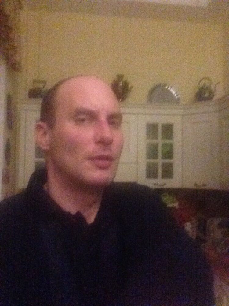  23102270  Marko, 43 ,    