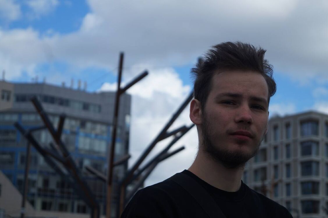  54476920  Kisaki, 20 ,    