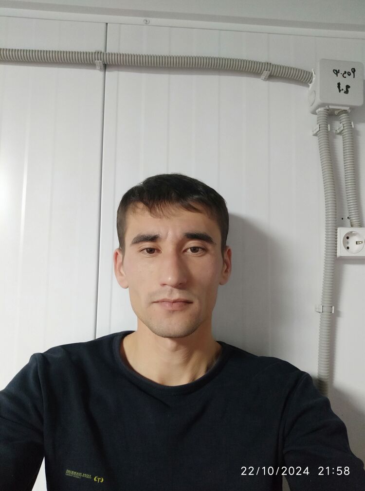  47064880  , 33 ,    