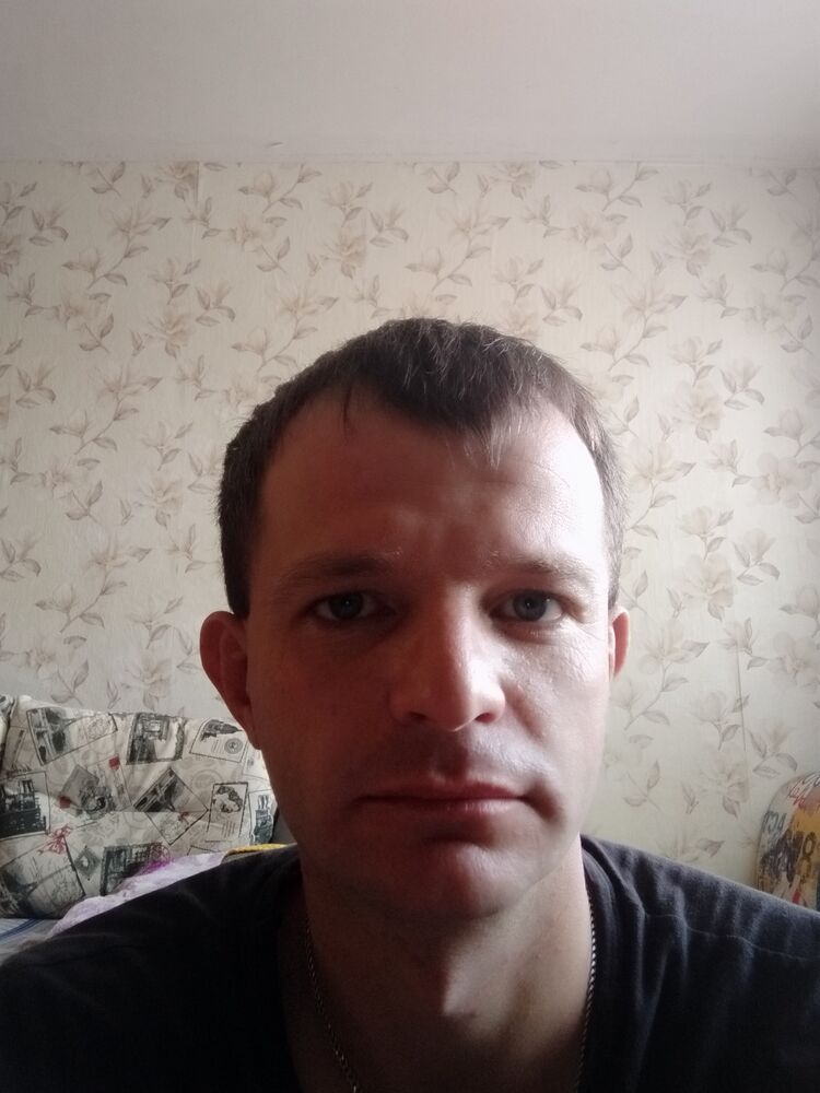  44359860  , 35 ,    