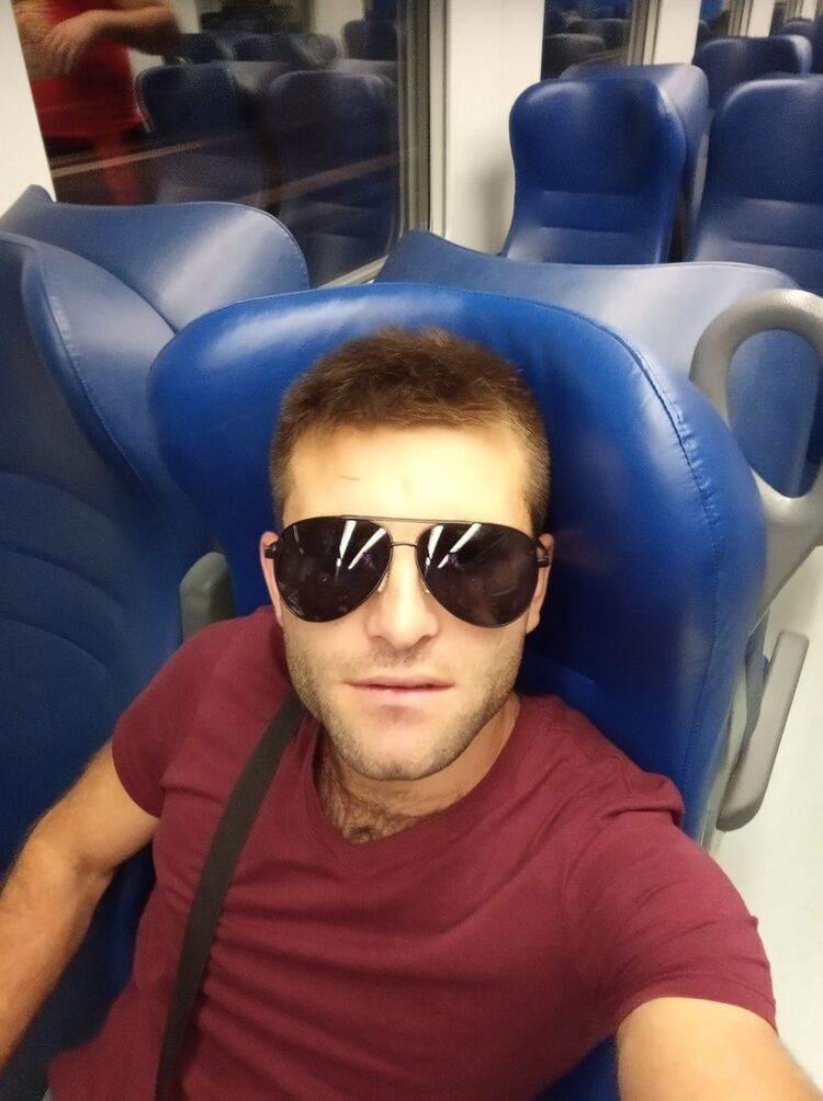  ,   Gheorghe, 29 ,   ,   , c 