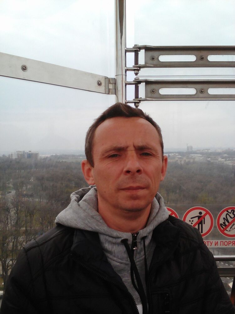 ,   Alex, 51 ,   
