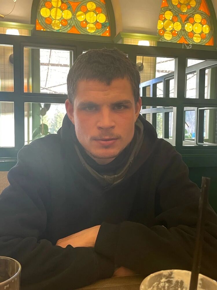  ,   Vasil, 26 ,   ,   , c , 