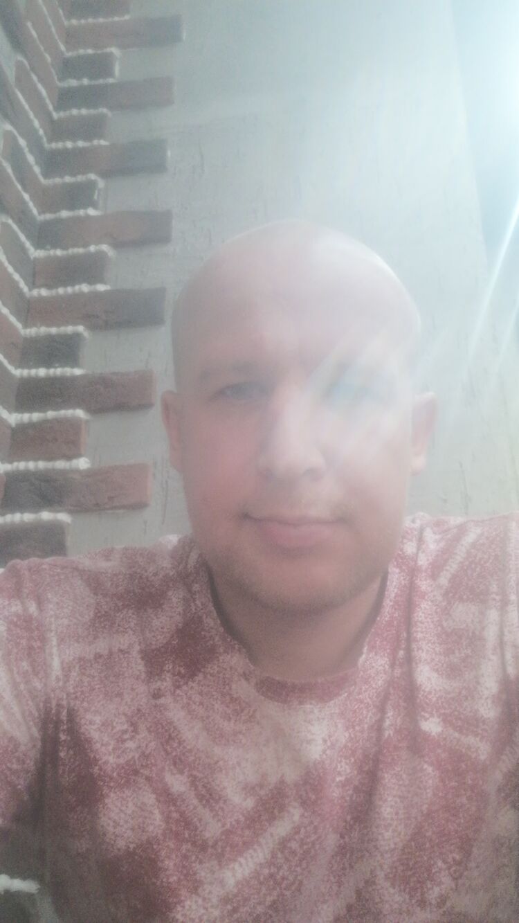  35243980  Aleksandr, 38 ,    -