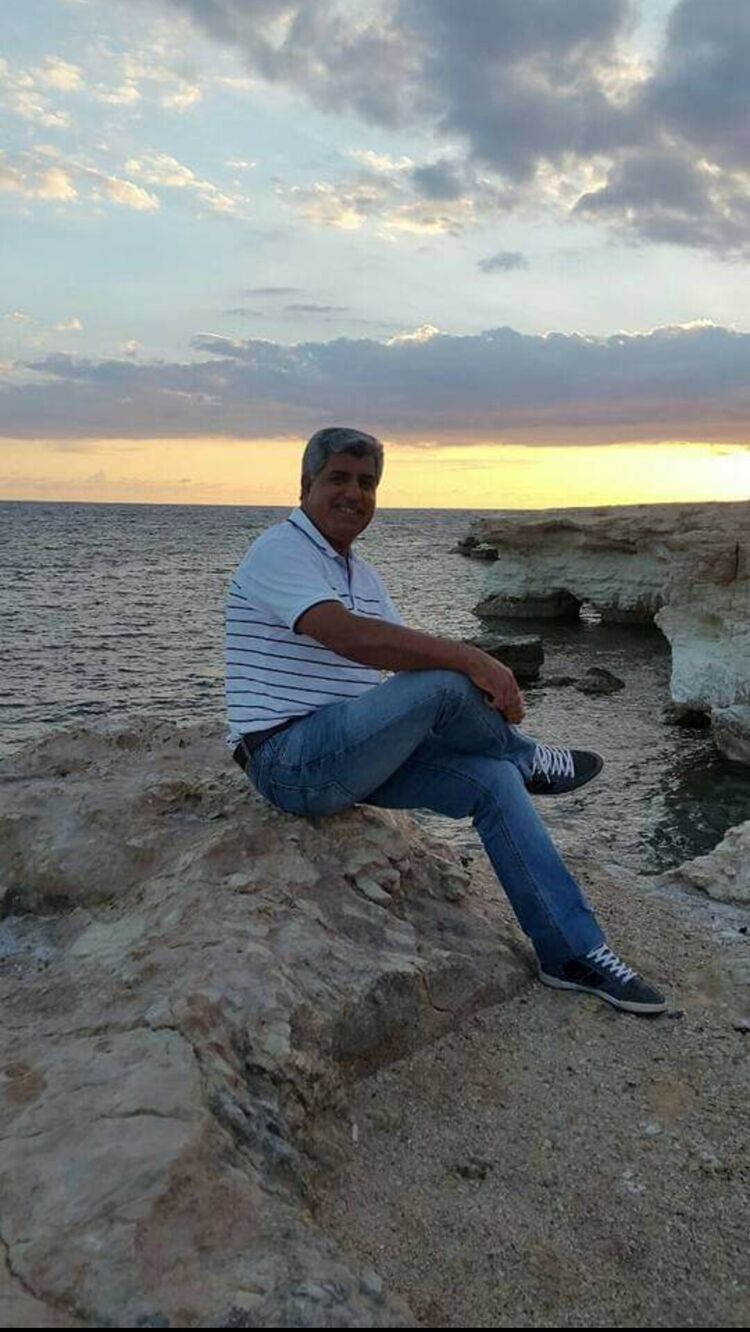  47907700  Saadi, 56 ,    