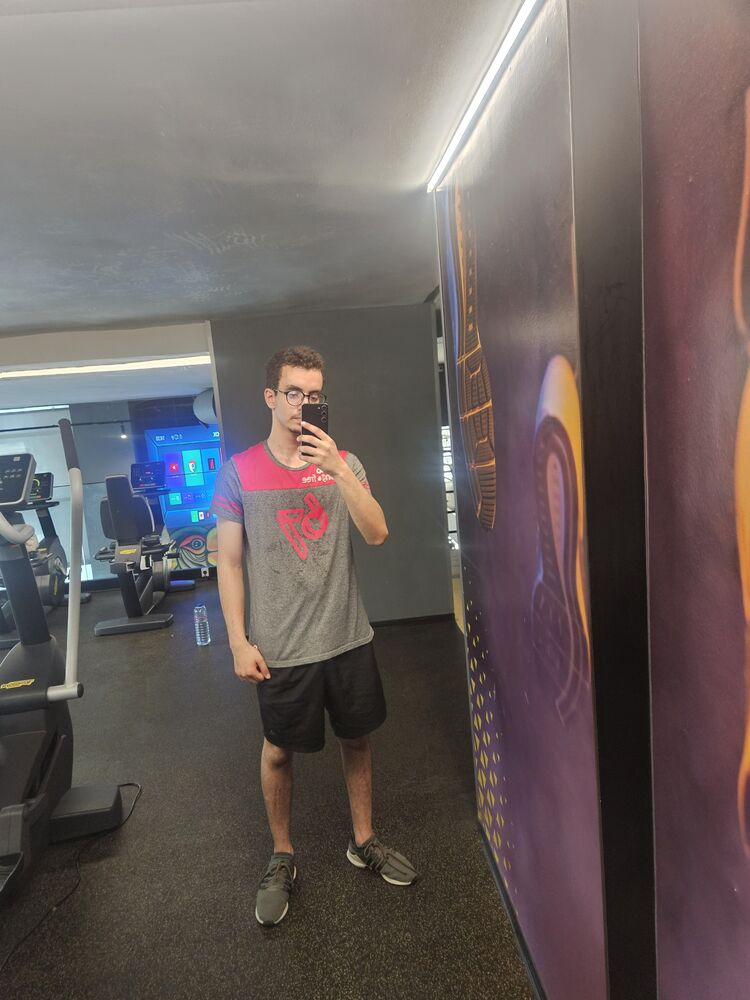  51672610  , 24 ,    
