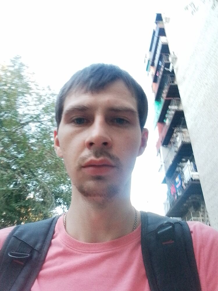  ,   Konstantin, 33 ,   , c 