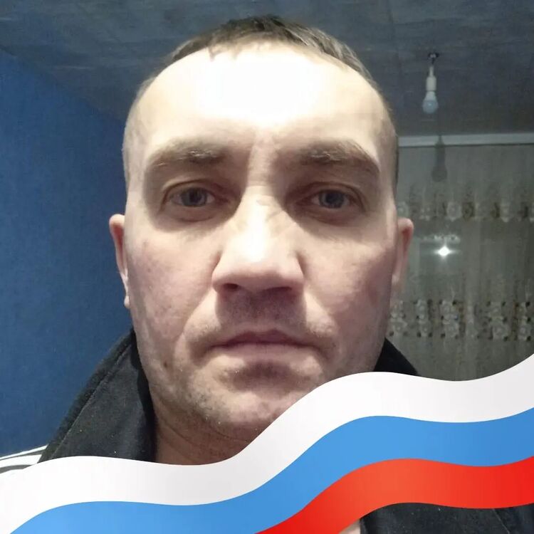  44376450  Vasilij, 44 ,    