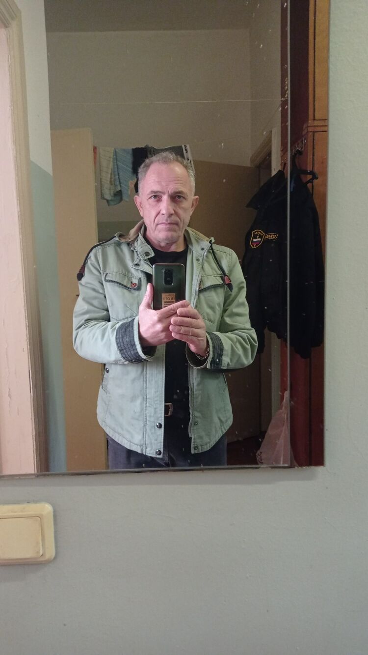  31068840  , 58 ,    