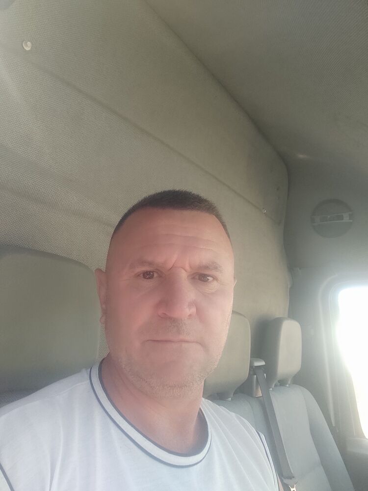  33135180  , 53 ,    