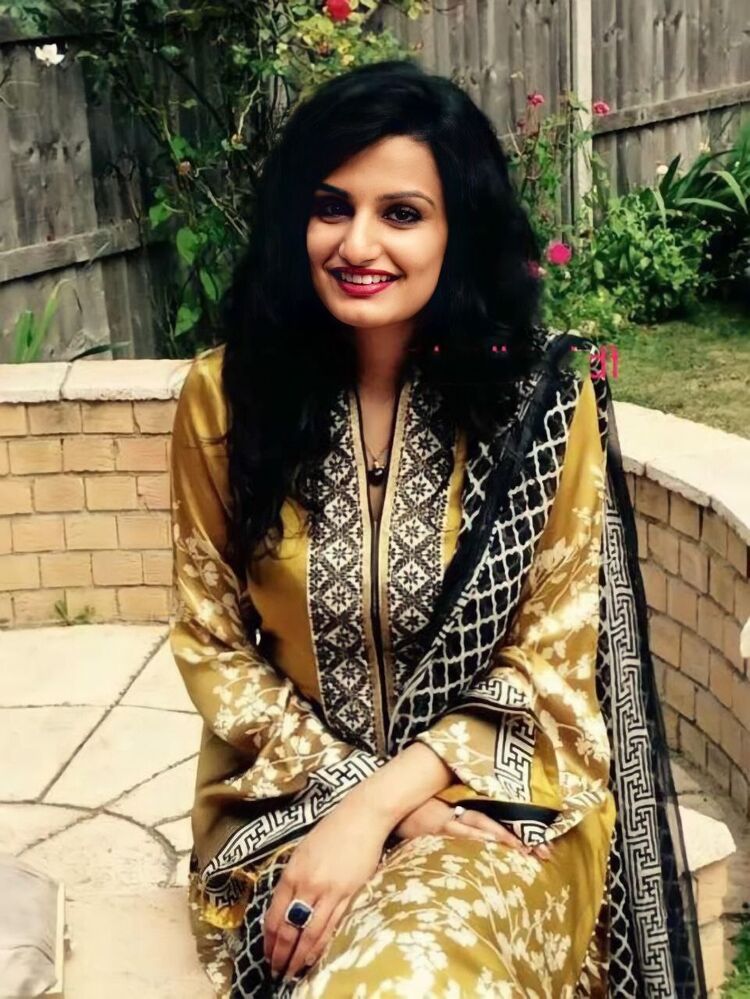 ���� 24516280 ������� Sara, 36 ���, ���� ���������� � Deleted