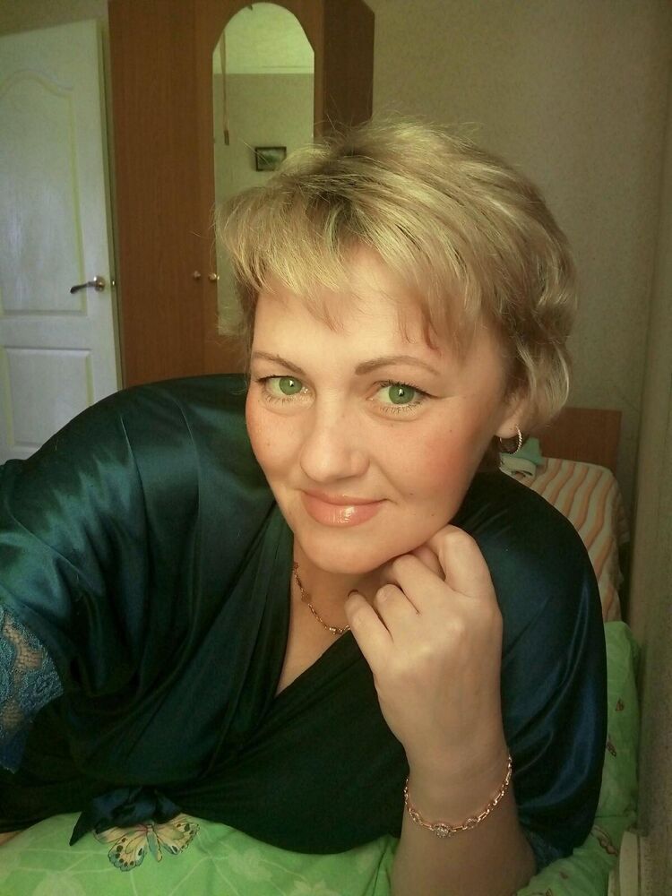  47421090  Anna, 46 ,    