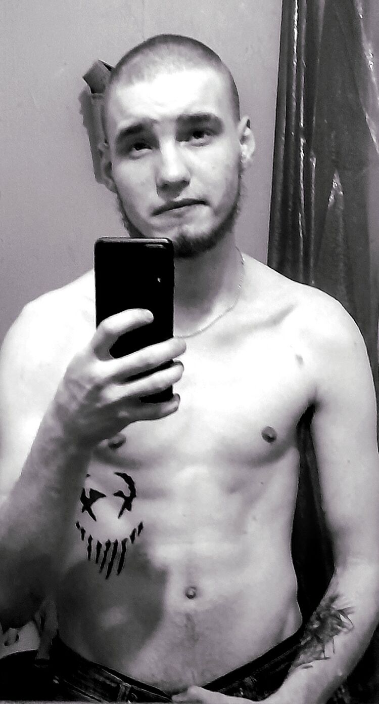  ,   Pavel, 22 ,   ,   