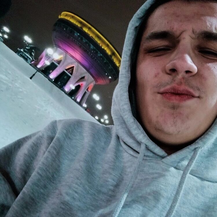  42910460  , 23 ,    