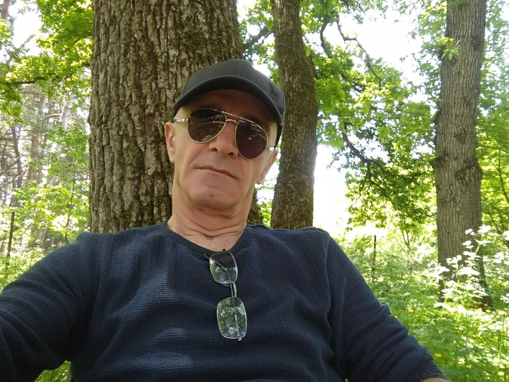  16241220  David, 58 ,    