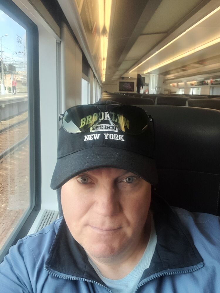  54161700  Vadim, 50 ,    