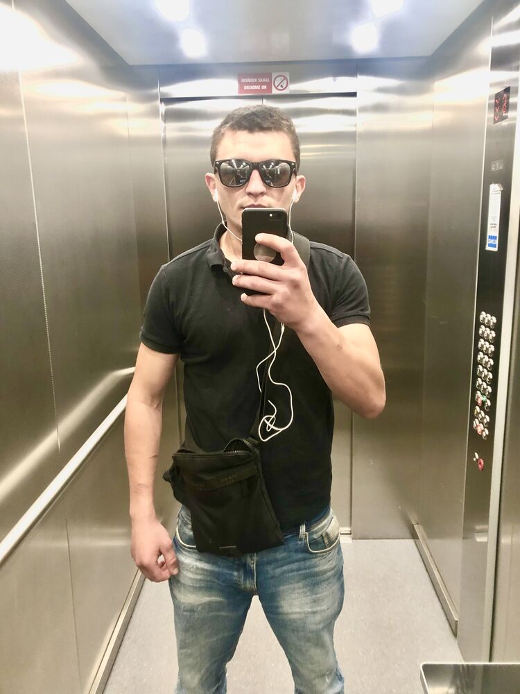  27983300  , 25 ,    Praha
