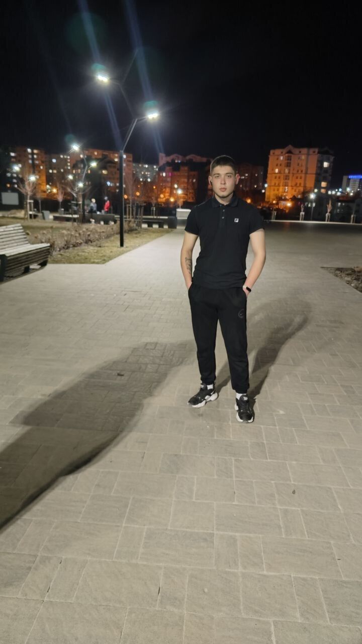   ,   Vladimir, 19 ,   ,   