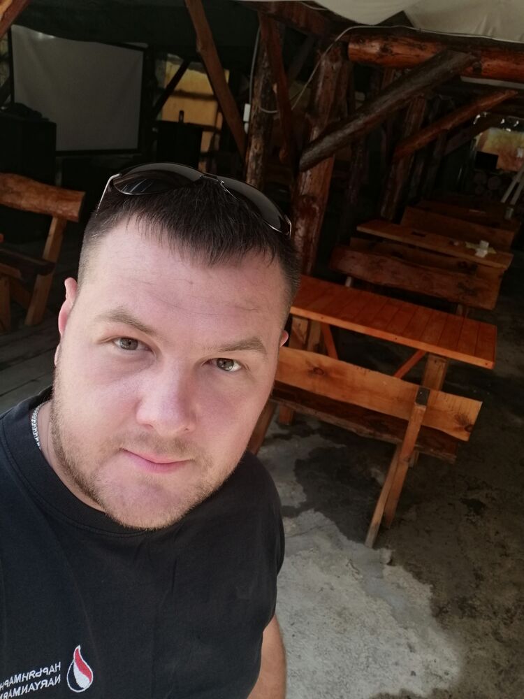  28363970  , 33 ,    