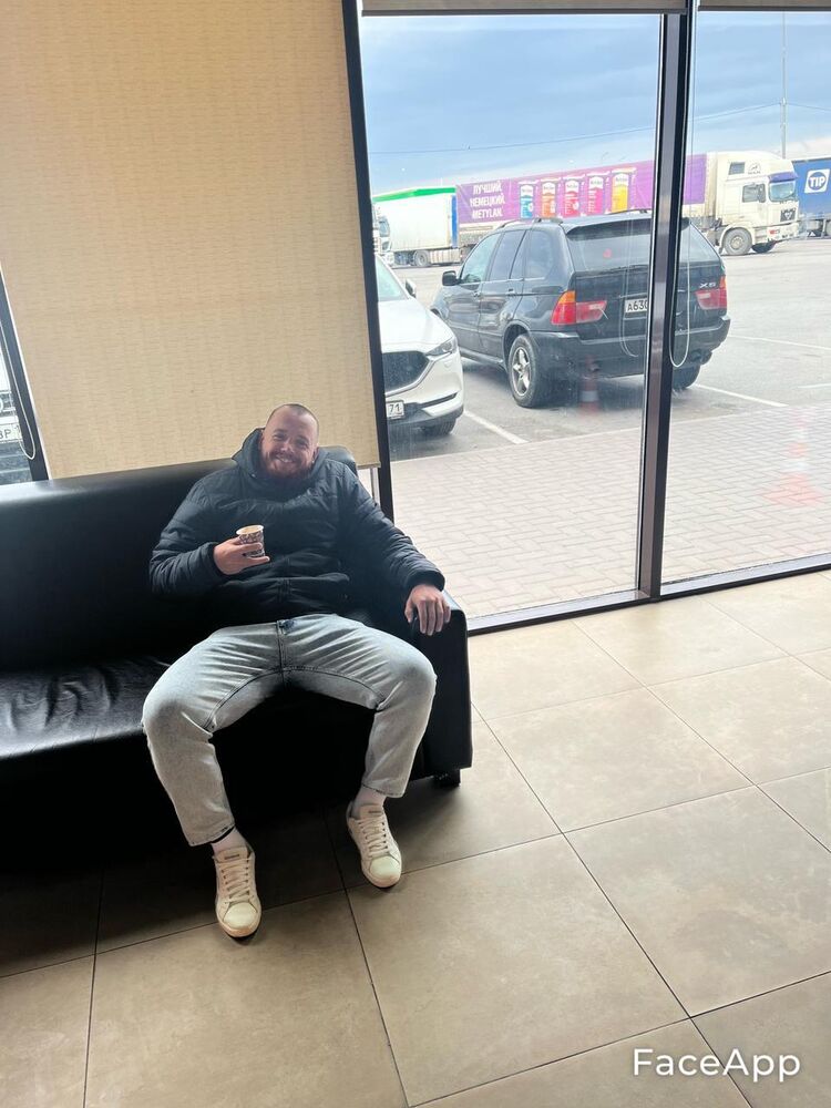  29917460  Vasily, 32 ,    