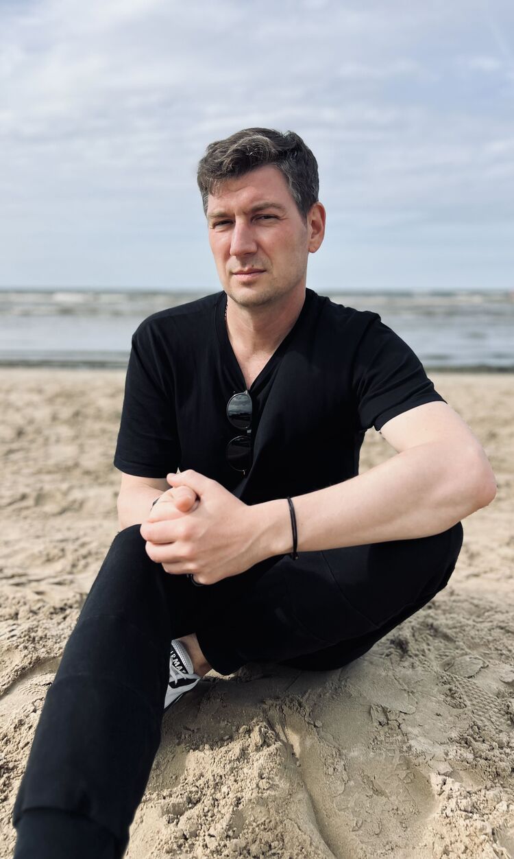  46339350  Andrew Brun, 33 ,    