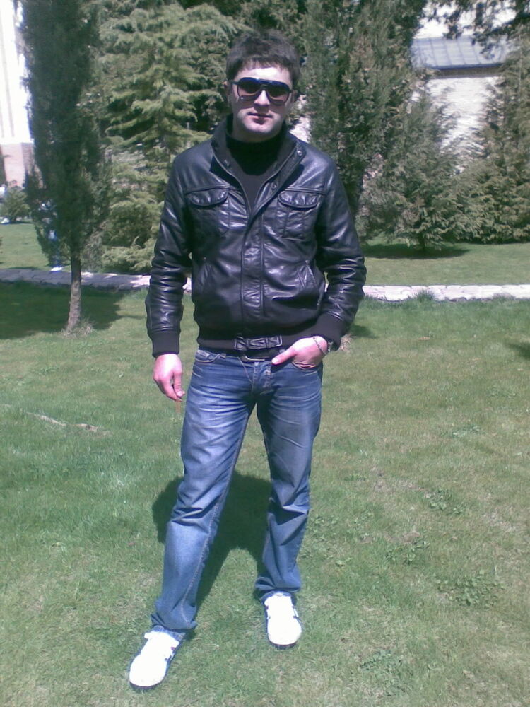  5595110  Gio, 36 ,    