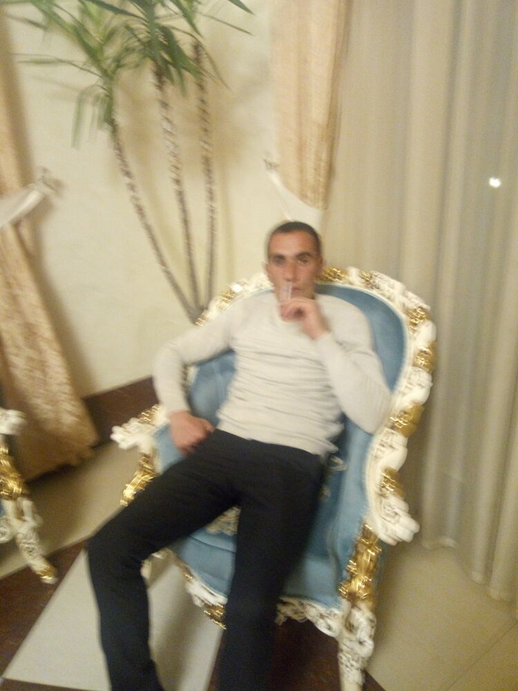  ,   Sargis, 36 ,     , c 