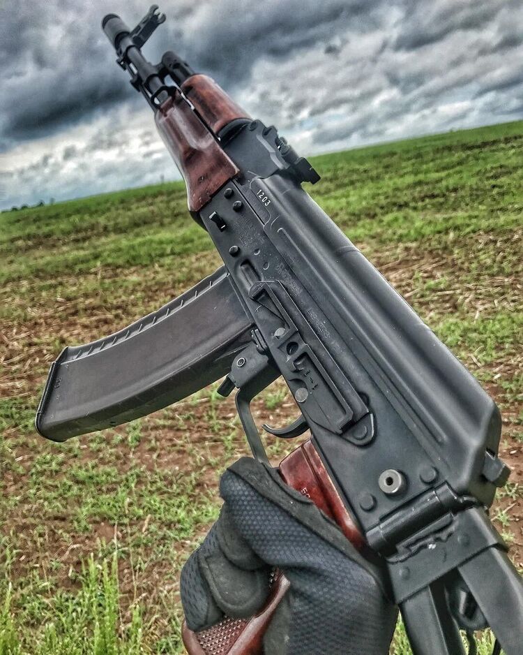  33150690  , 35 ,    
