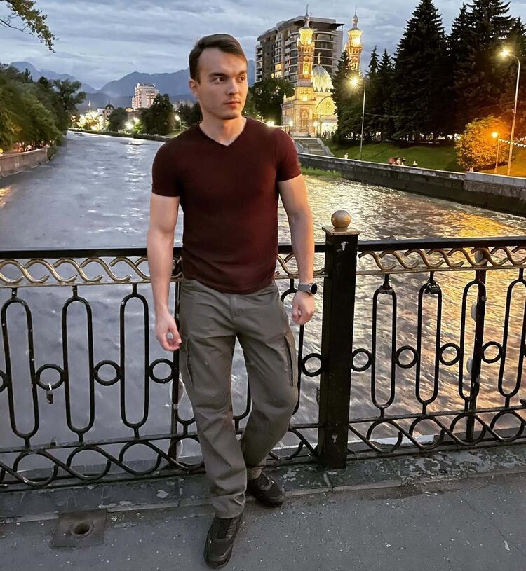  ,   , 28 ,   ,   
