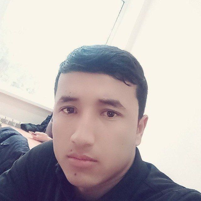  22774480  Bobur, 27 ,    